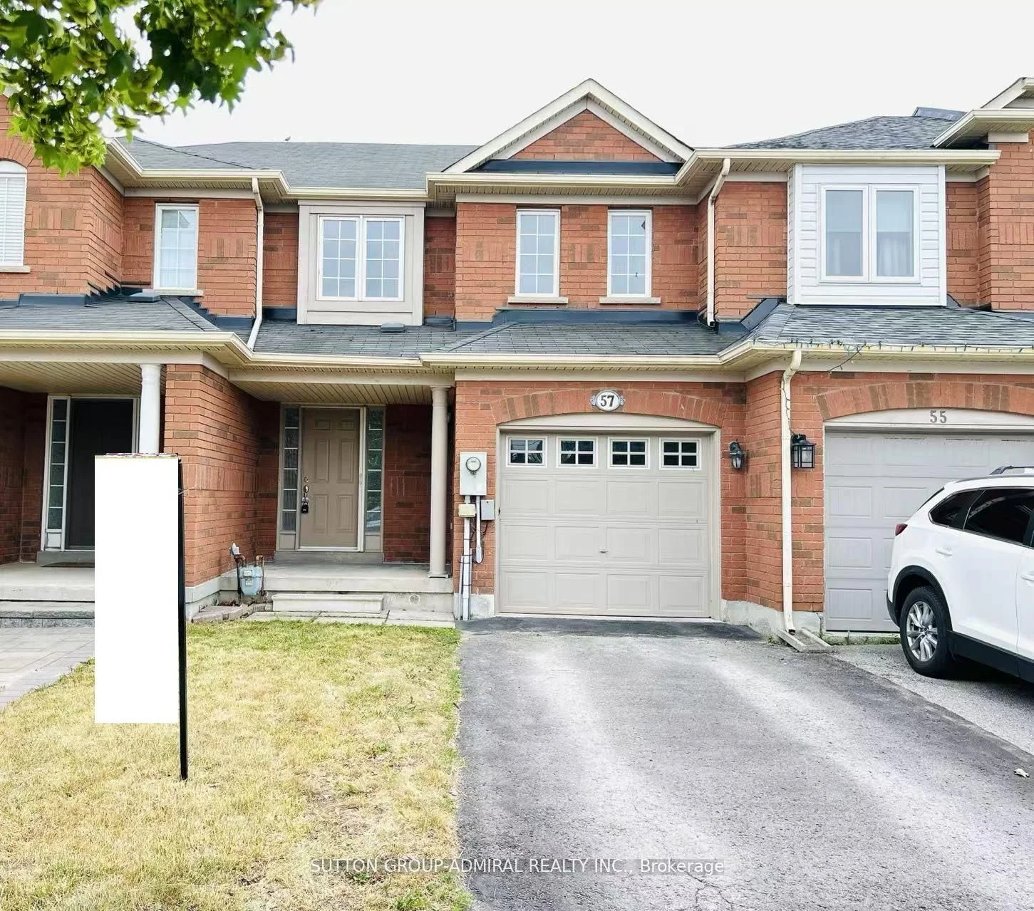 Att/Row/Townhouse in Richmond Hill