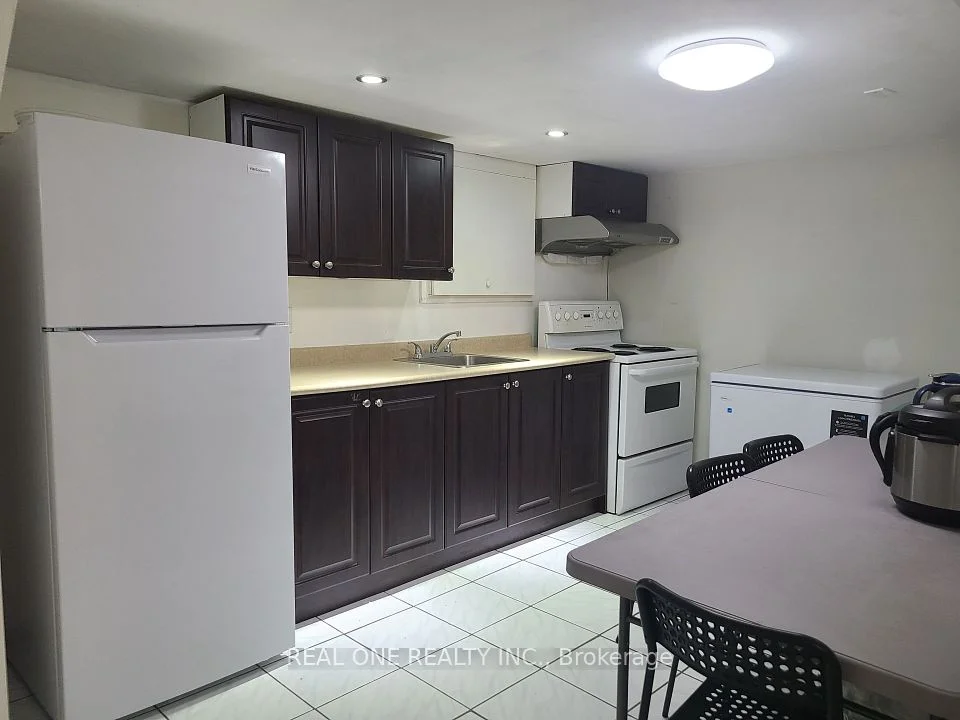 260 Taylor Mills N Drive, Richmond Hill, ON L4C 2T7