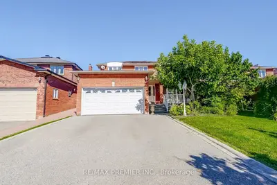 Detached in Vaughan