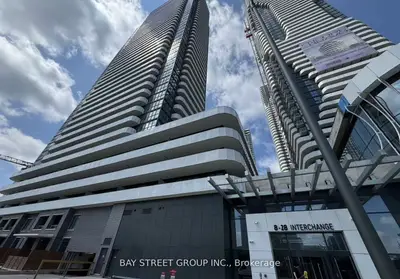 Condo Apartment in Vaughan