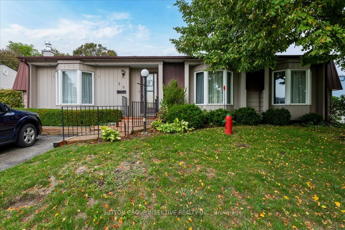 28 Linden Lane, Innisfil, ON L9S 1N8