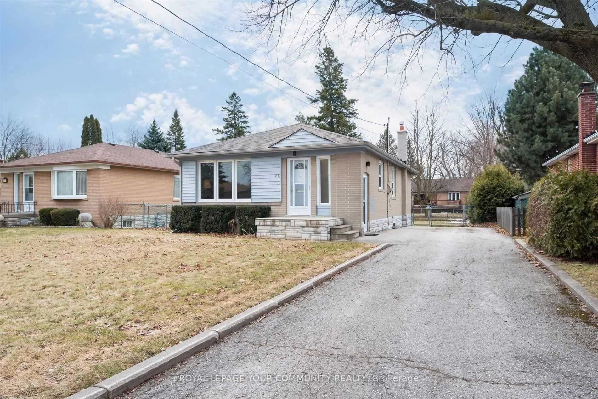 28 Rockport Crescent, Richmond Hill, On L4c 2l6