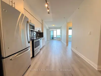 Condo Apartment in Markham
