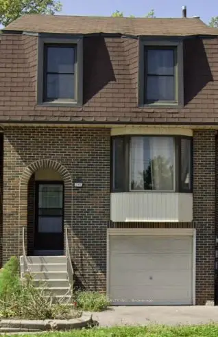 Att/Row/Townhouse in Markham