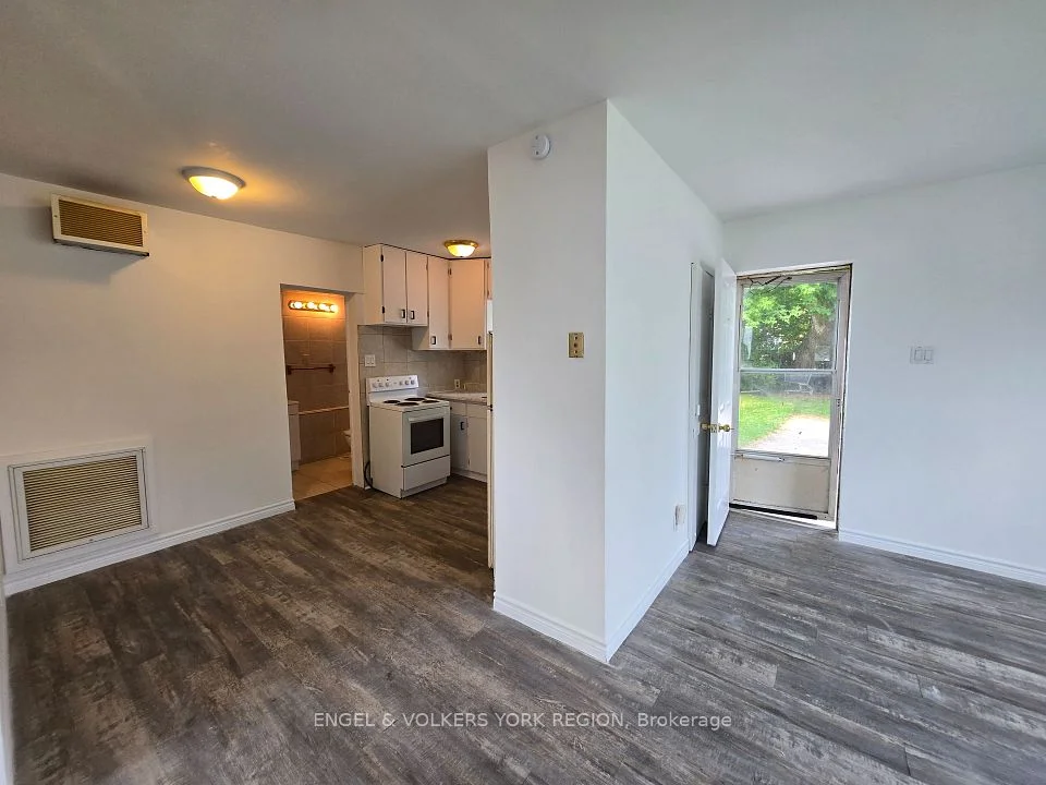 41 Essa Road S 1, New Tecumseth, ON L9R 1N6