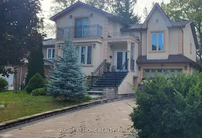 Detached in Markham