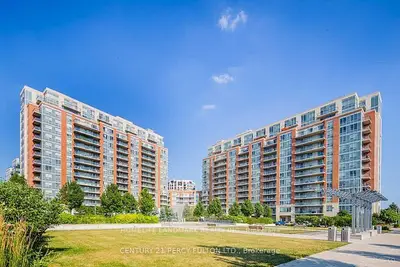 Condo Apartment in Markham
