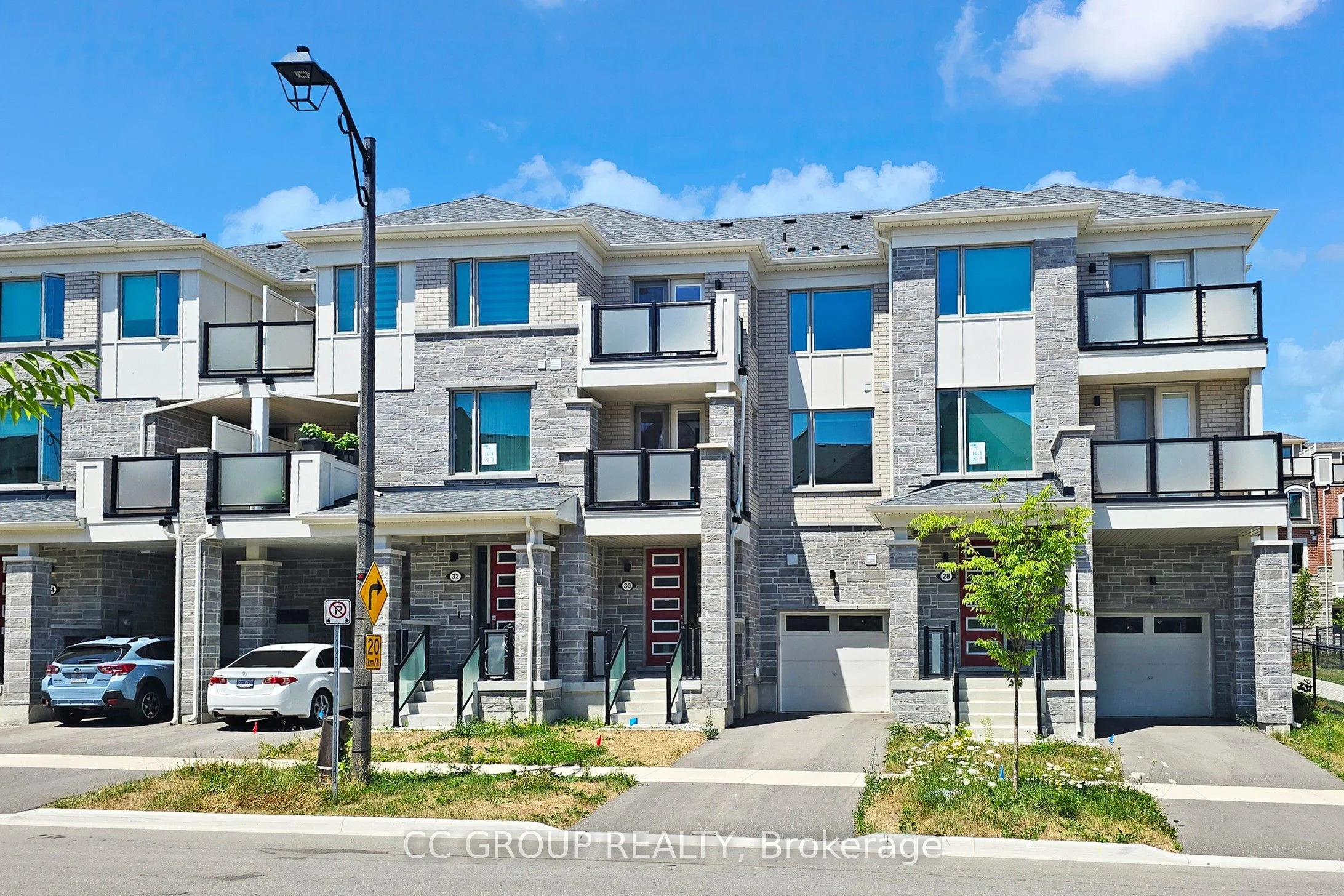 Att/Row/Townhouse in Markham