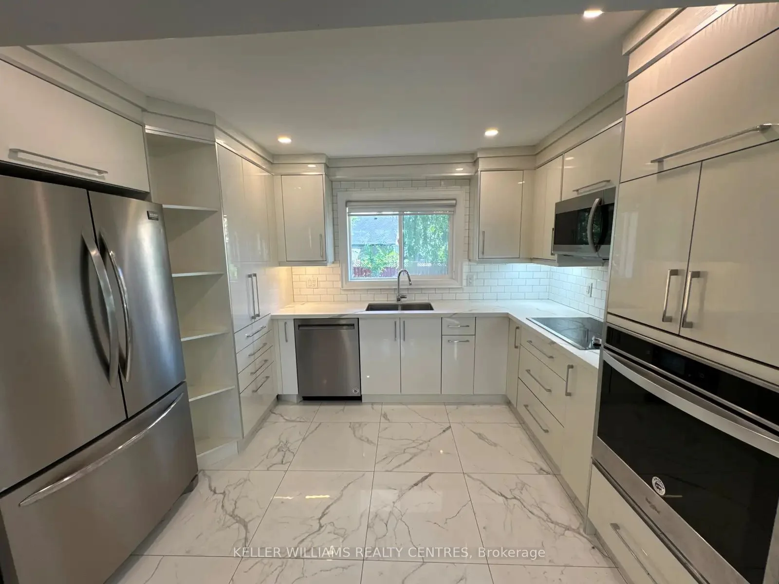2785 Ireton Street 1, Innisfil, ON L9S 2J2