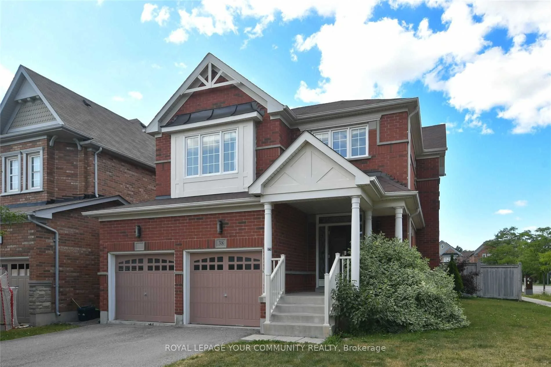 38 Green Darner Trail, Bradford West Gwillimbury, ON L3Z 0M1