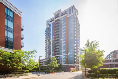 Condo Apartment in Markham