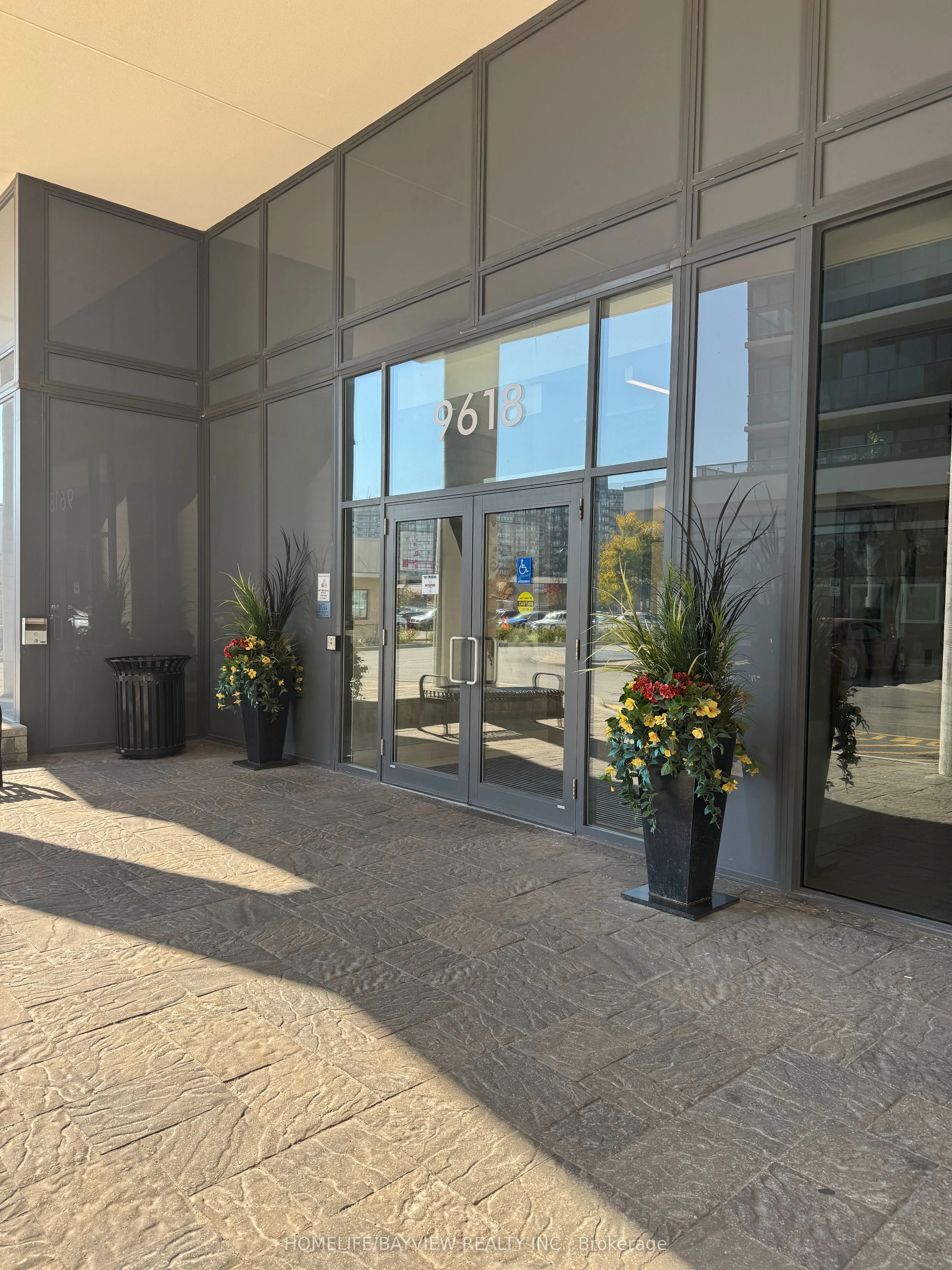 9618 Yonge Street 316, Richmond Hill, ON L4C 0X5