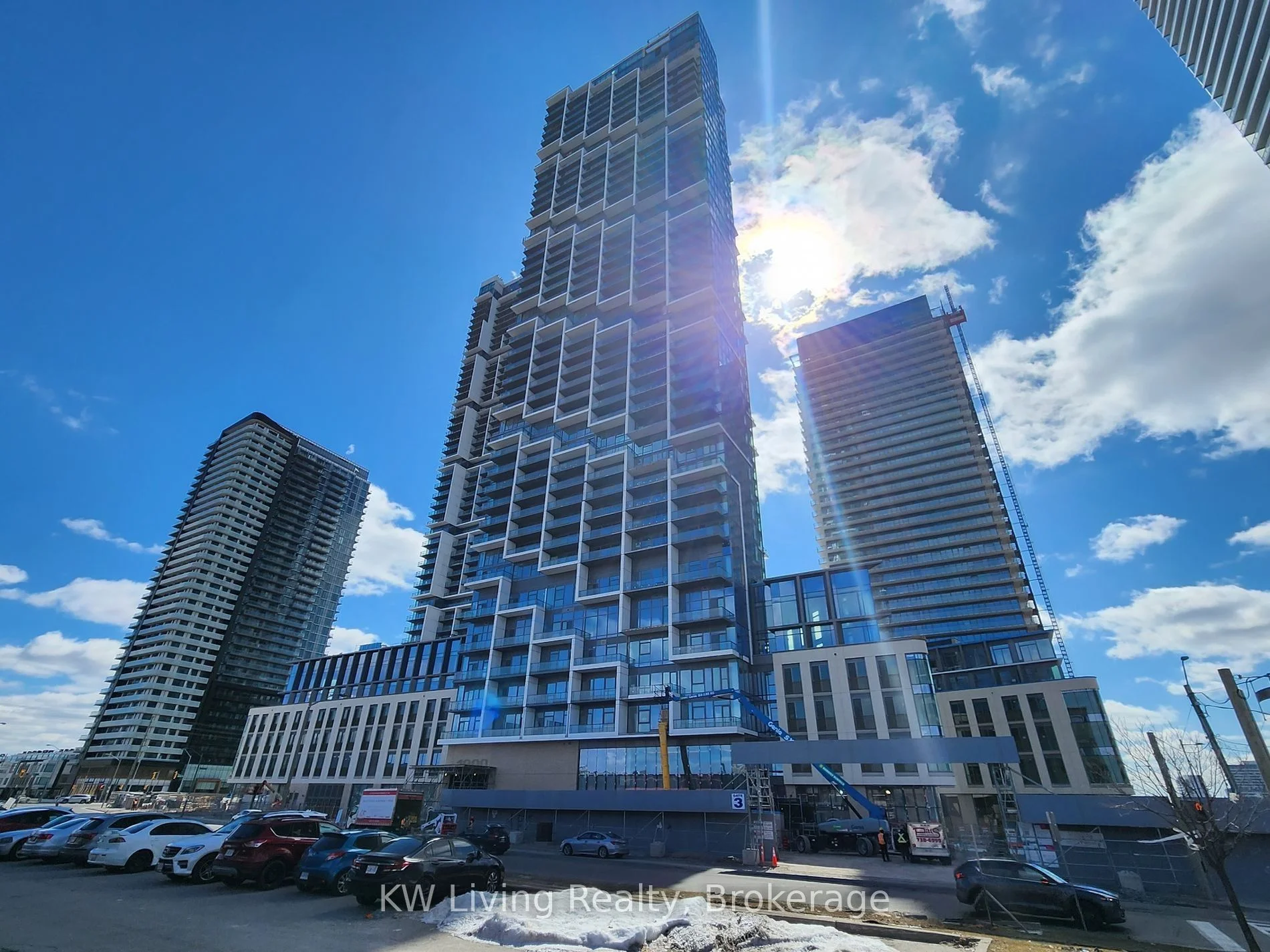1000 Portage Parkway 2208, Vaughan, ON L4K 0L1