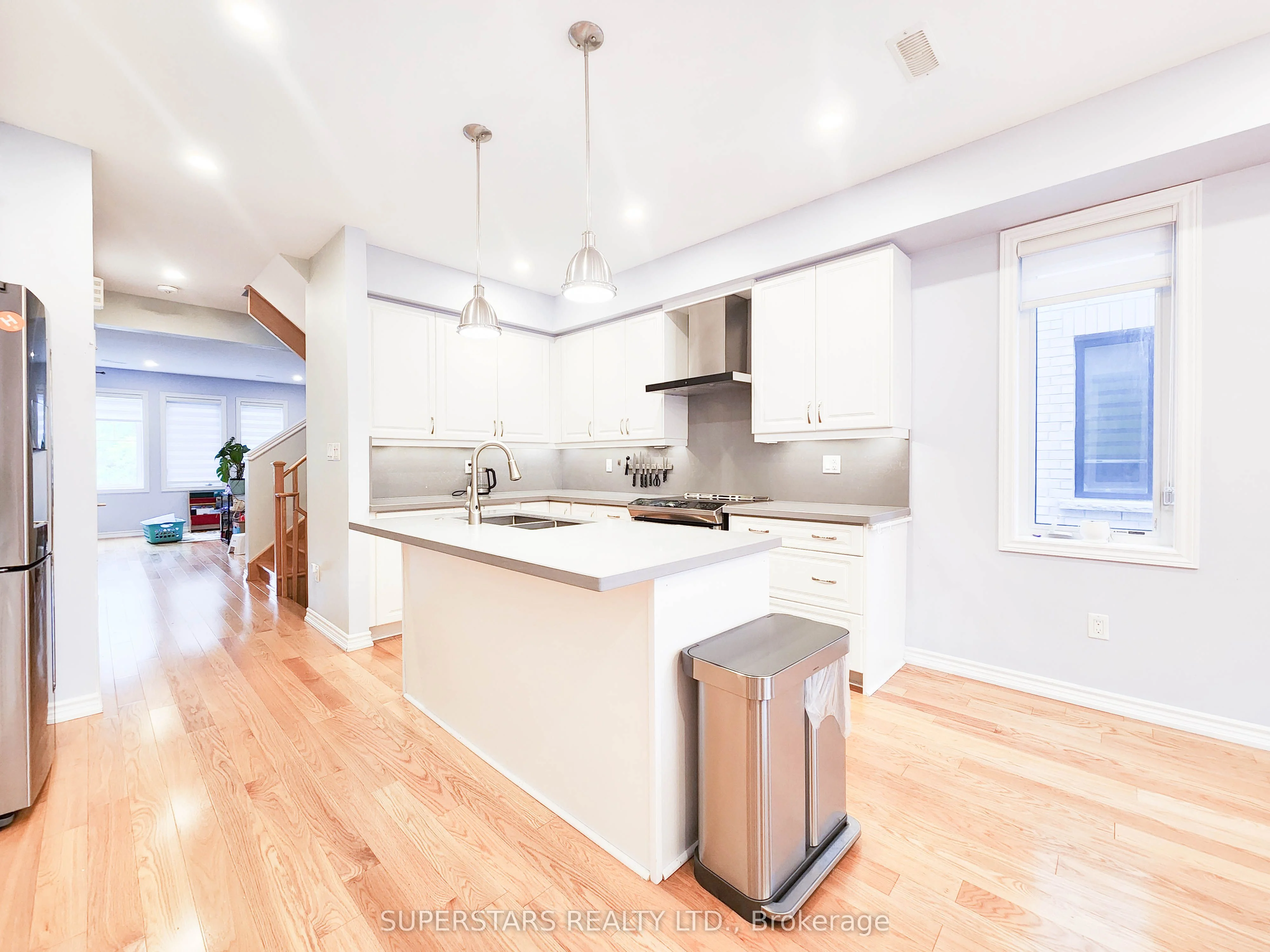 Att/Row/Townhouse in Markham
