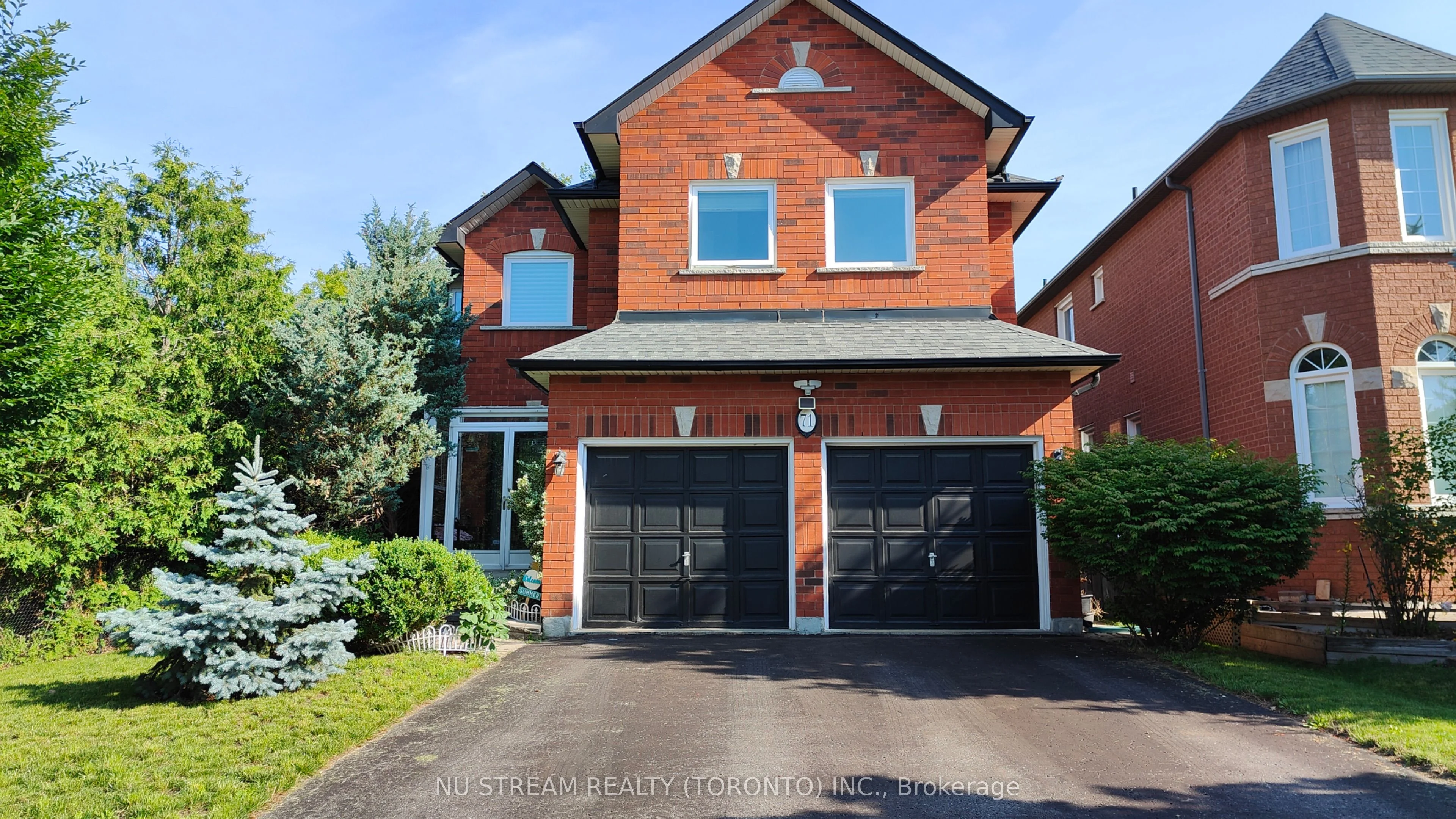 Detached in Richmond Hill