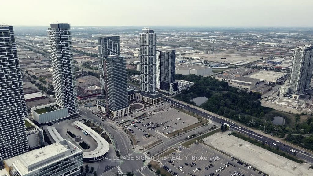 7890 Jane Street 3205, Vaughan, ON L4K 0K9