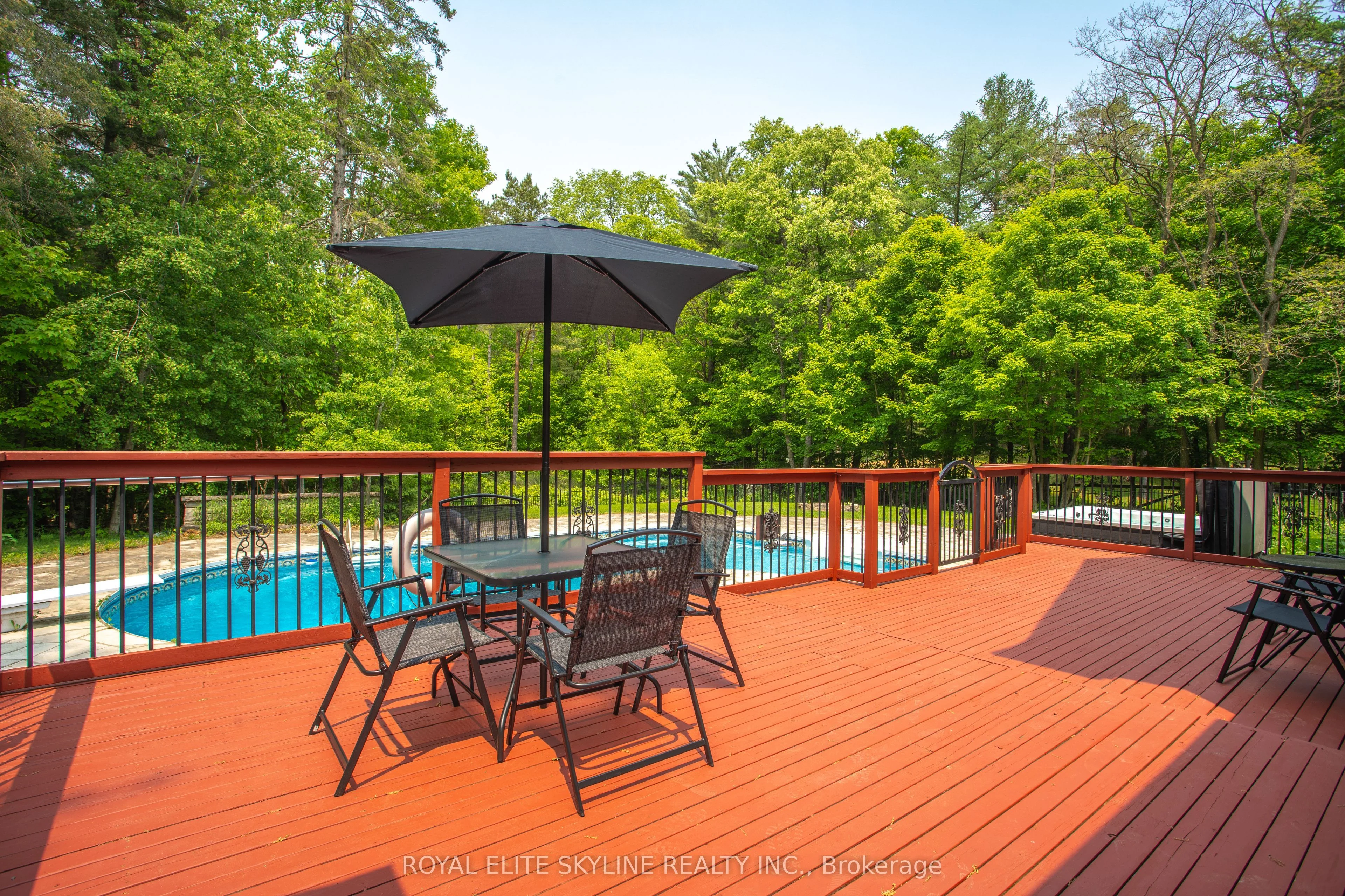4636 Cherry Street, Whitchurch-stouffville, On L4a 7x4