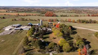 Farm in Bradford West Gwillimbury