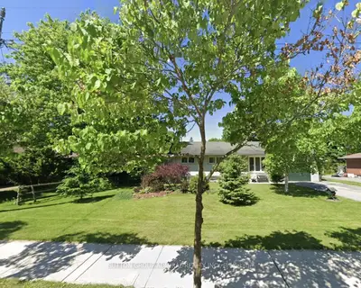Detached in Newmarket