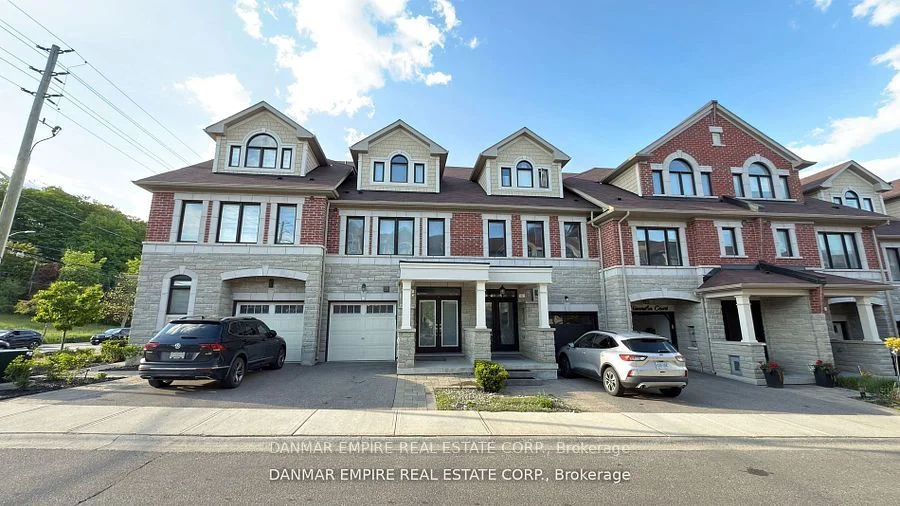 6 Hiawatha Court, Vaughan, ON L4L 0J2