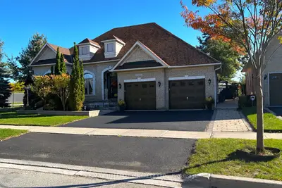Detached in Vaughan