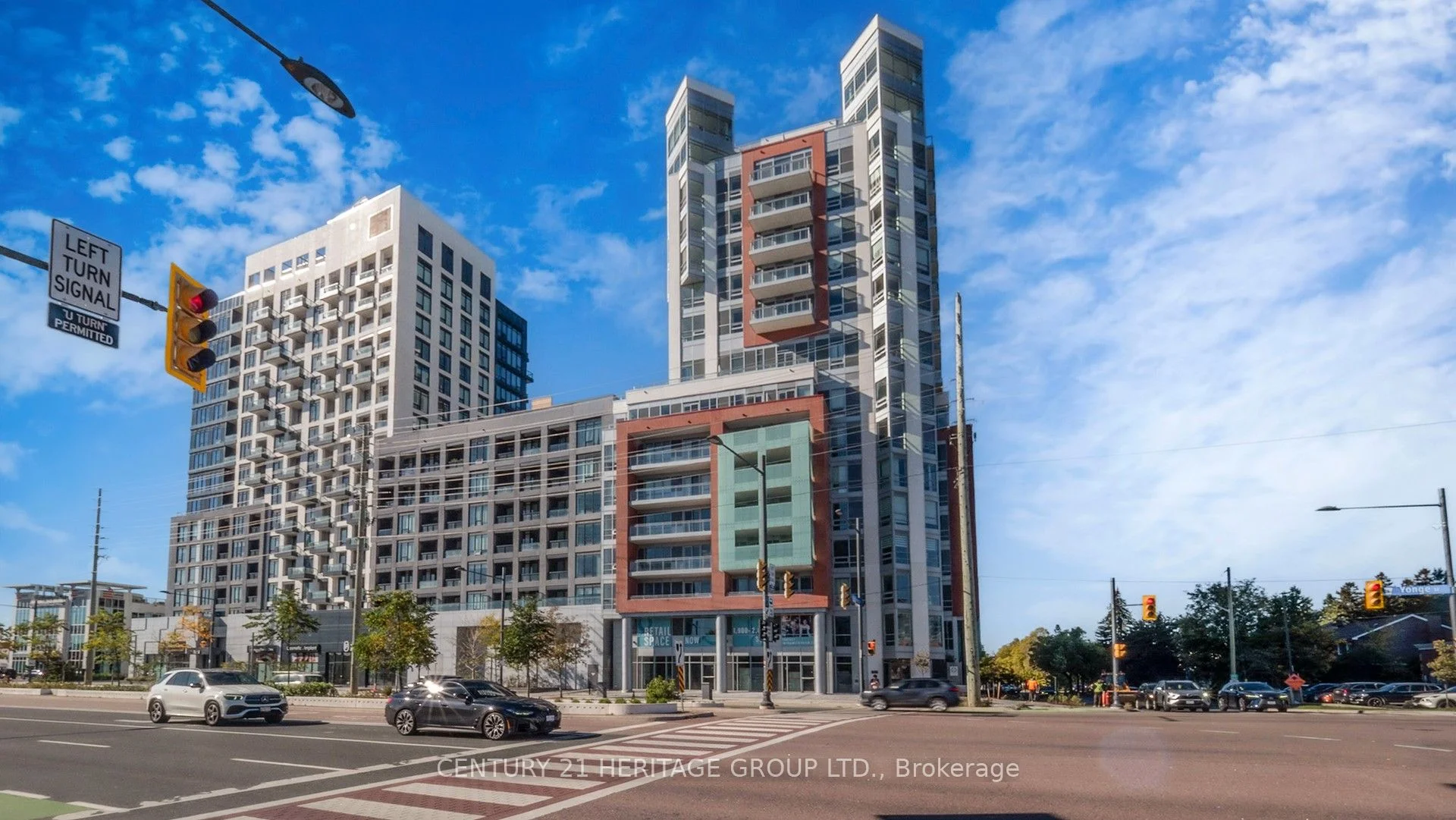 Condo Apartment in Richmond Hill