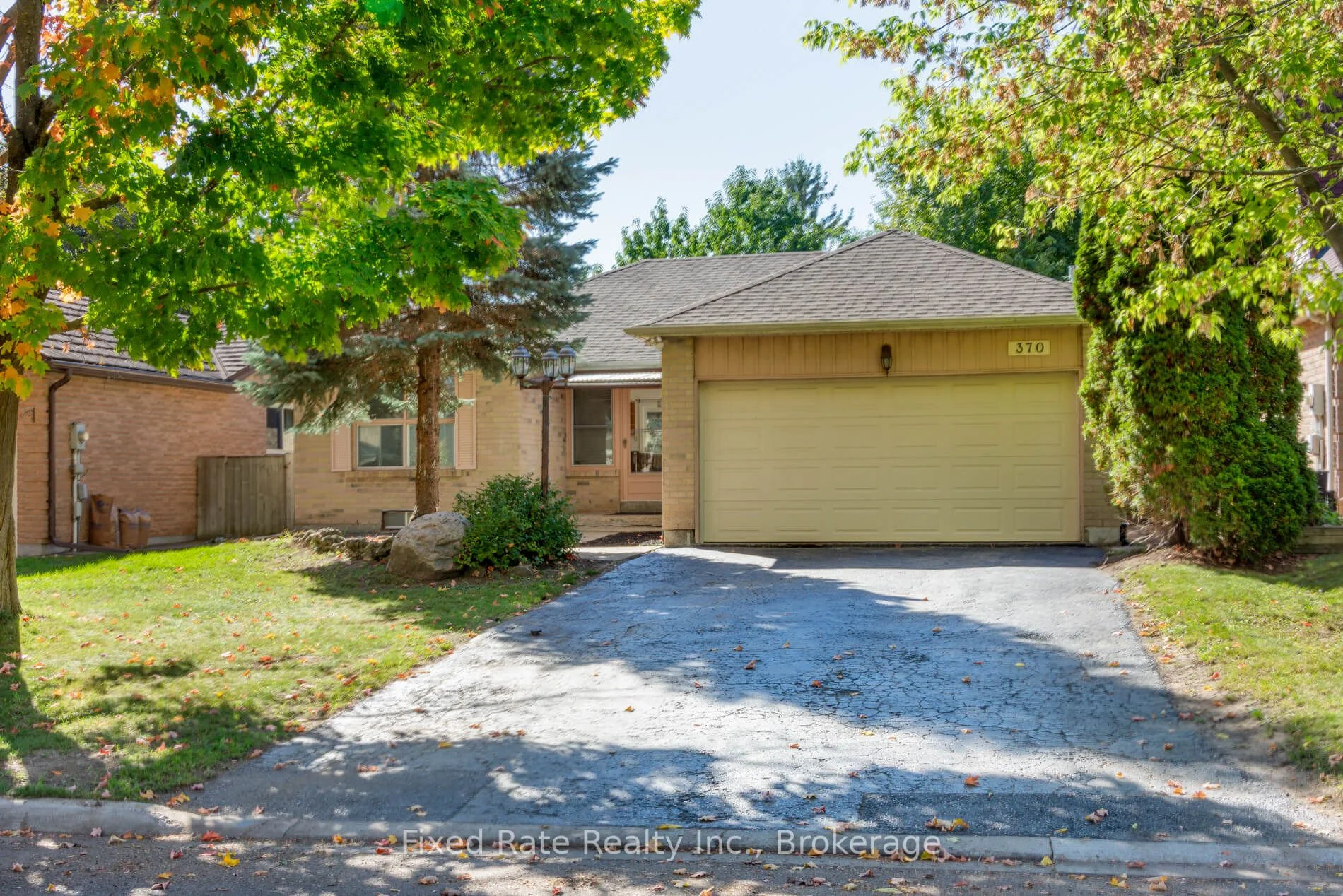 Detached in Newmarket