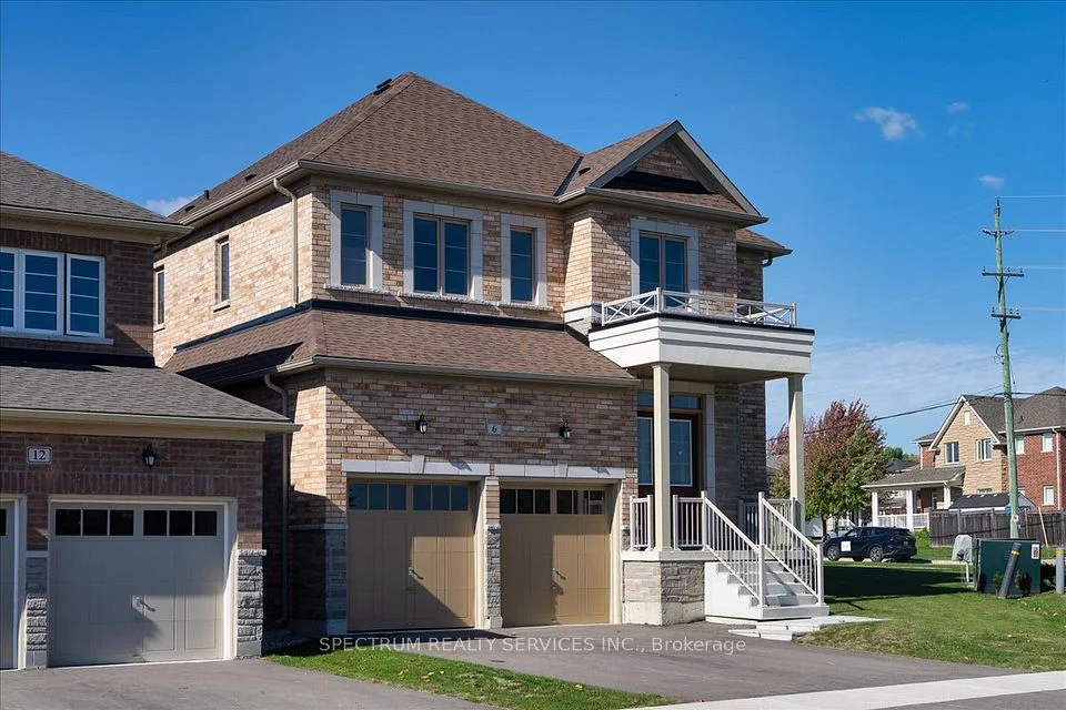 6 Barrow Avenue, Bradford West Gwillimbury, ON L3Z 0W1
