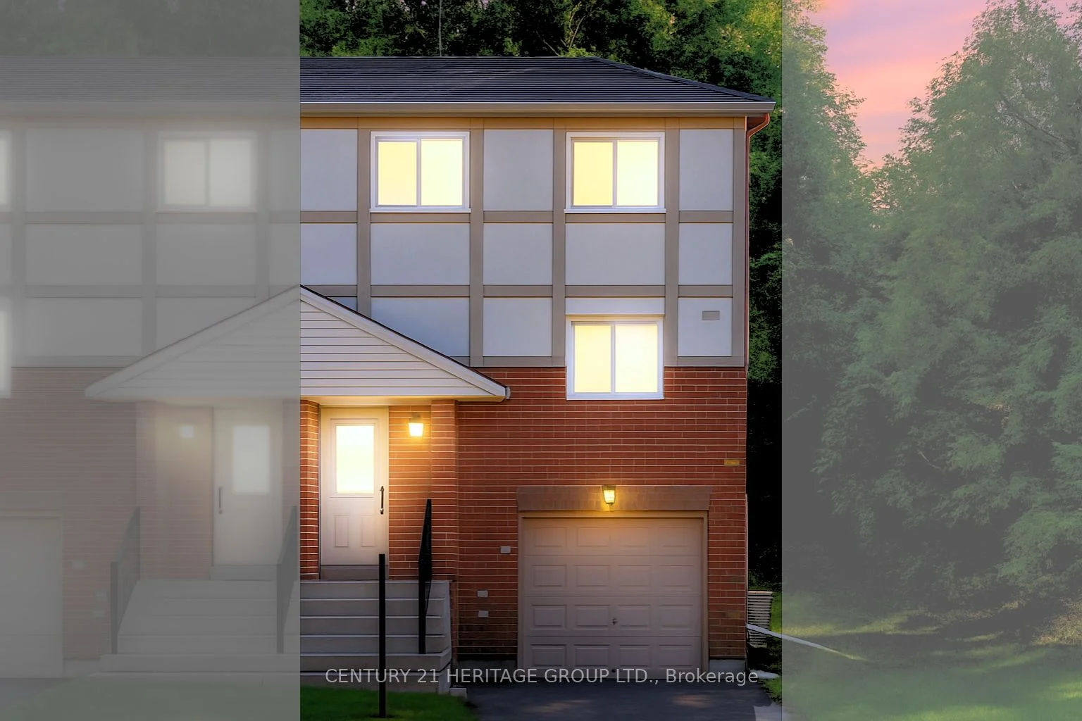 654 Gibney Crescent, Newmarket, ON L3X 1Y1
