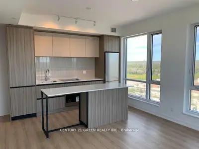 Condo Apartment in Vaughan