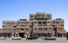 Condo Apartment in Richmond Hill