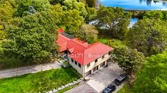 3791 Vivian Road, Whitchurch-Stouffville, ON L0G 1E0