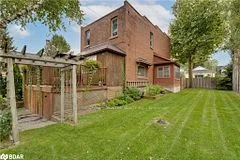22 Queen Street, Innisfil, On L0l 1l0
