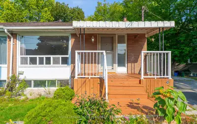 Semi-Detached in Newmarket