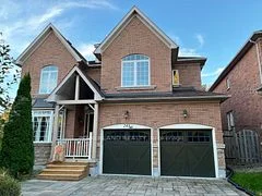 249 Kennedy Street W, Aurora, ON L4G 6S4