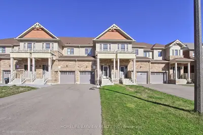Att/Row/Townhouse in New Tecumseth
