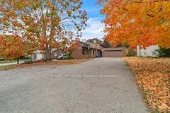 1015 Davis Drive, Newmarket, ON L3Y 2R8