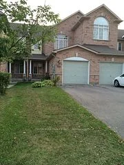 10 Debonair Street, Richmond Hill, ON L4C 0R2