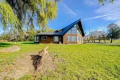5268 Bethesda Side Road, Whitchurch-Stouffville, ON L4A 3A2
