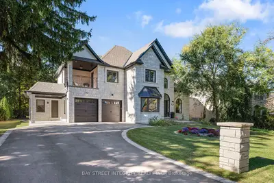 Detached in Richmond Hill