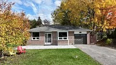 109 Meadowbank Road, Newmarket, ON L3Y 2Z1