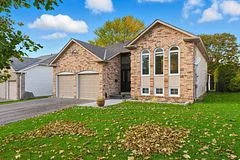 6 Kingsgate Crescent, East Gwillimbury, On L0g 1m0