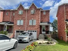 53 Hattie Court Main, Georgina, ON L4P 3Z8