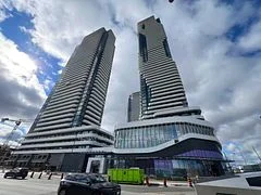 Condo Apartment in Vaughan
