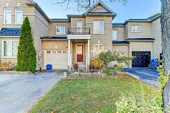 144 Matthew Boyd Crescent, Newmarket, ON L3X 3C6