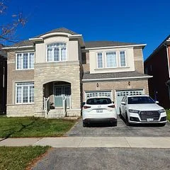 32 Citrine Drive, Bradford West Gwillimbury, ON L3Z 0T5