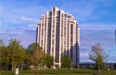Condo Apartment in Vaughan