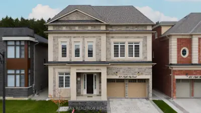 Detached in Richmond Hill
