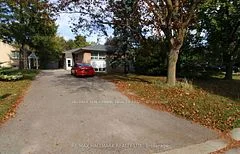 Detached in Richmond Hill