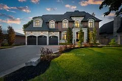 Detached in King
